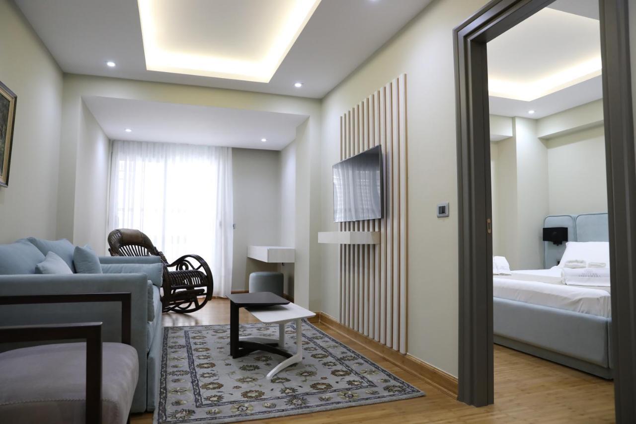 Hotel IMPERIAL Kanine Buitenkant foto